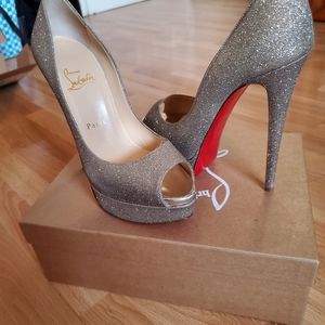 Christian Louboutin Lady Peep silver glitter